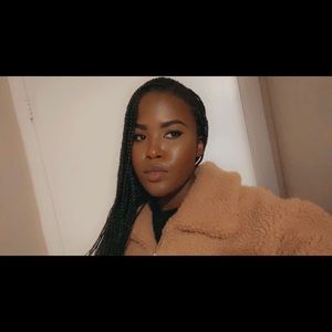 Meet your Posher, Ruth baina s